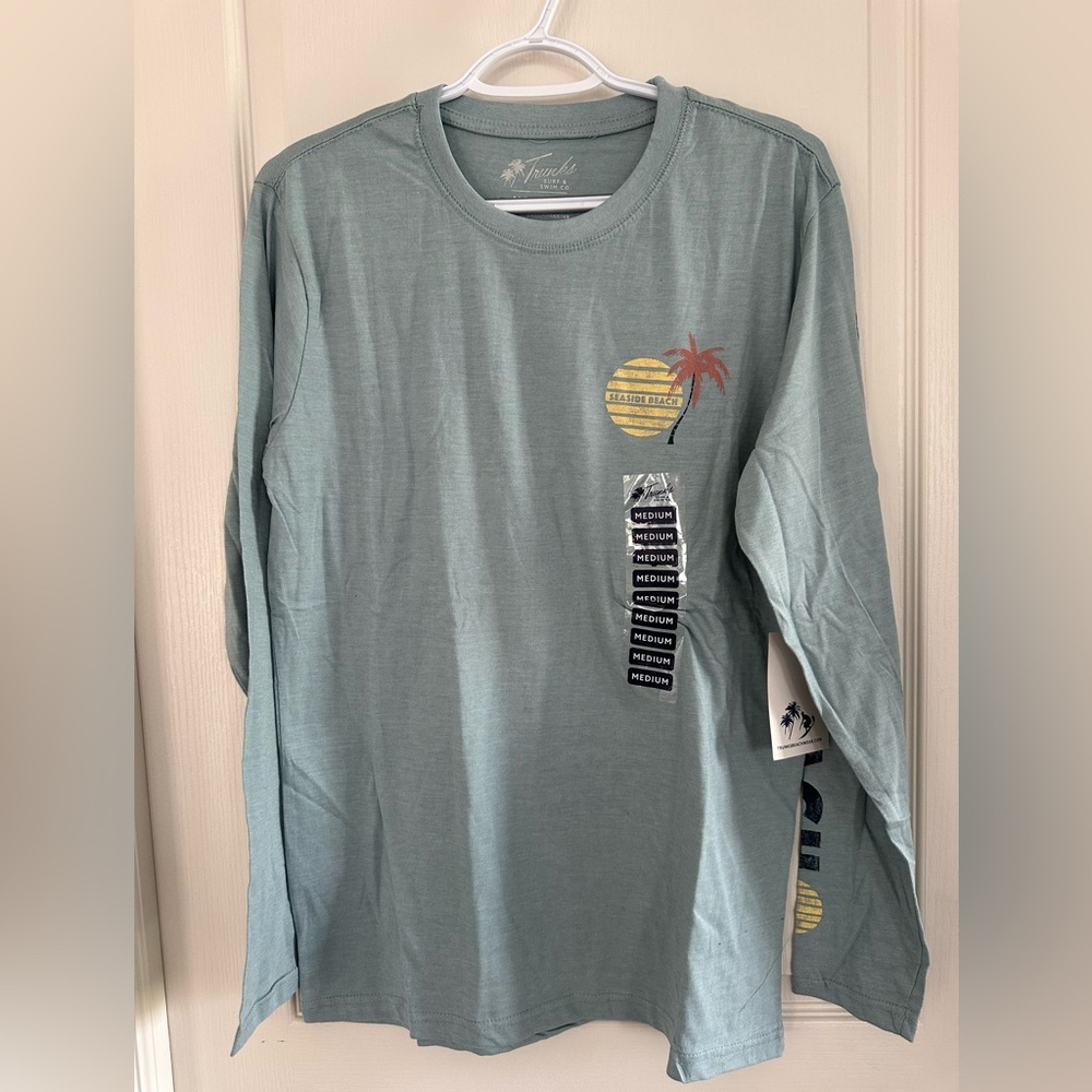 Trunks Surf & Swim Long Sleeve T-Shirt - Size Medium - NWT